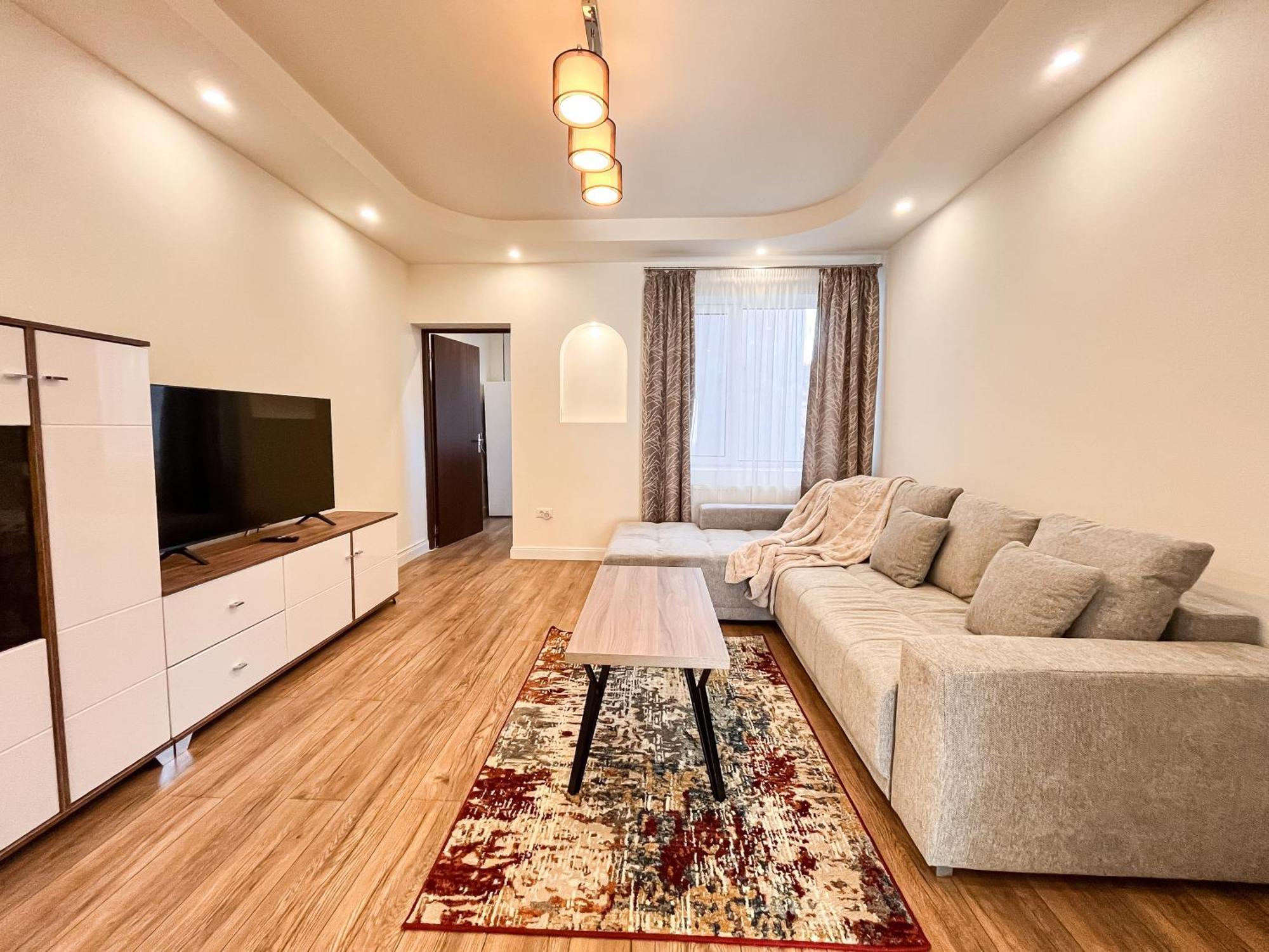 La Teatru - 2Bd Apartment Near Theatre And Old Town Brasov Ngoại thất bức ảnh